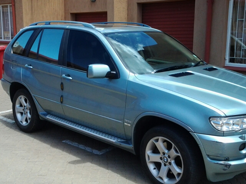 Bmw x5 2002 года