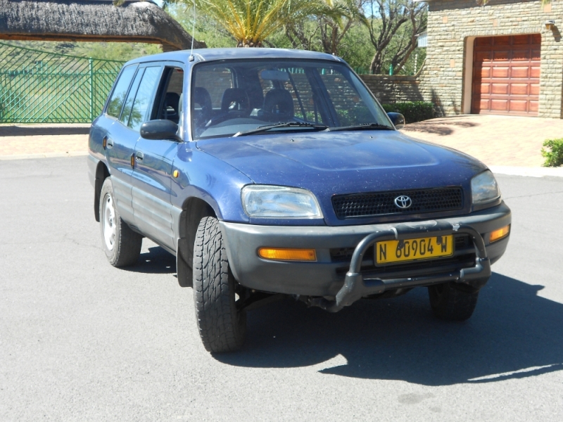 1998 TOYOTA RAV4 2.0 4x4 5-dr MY00 - SUV