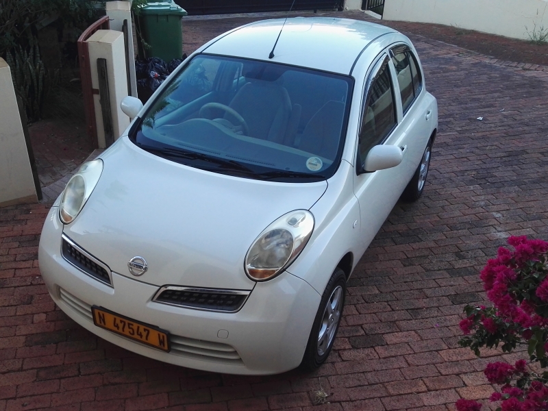 Nissan march 2008