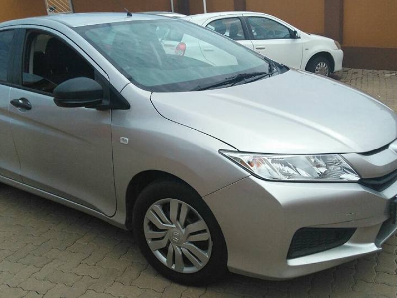 2015 Honda  - Sedan