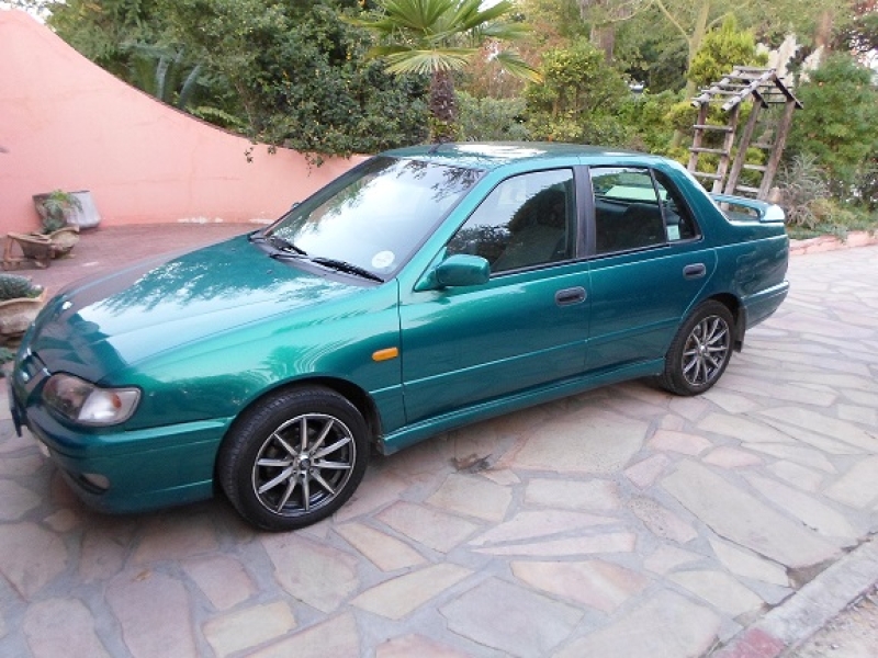 Nissan 2000 года