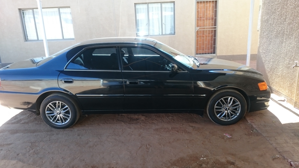 Toyota chaser 2001