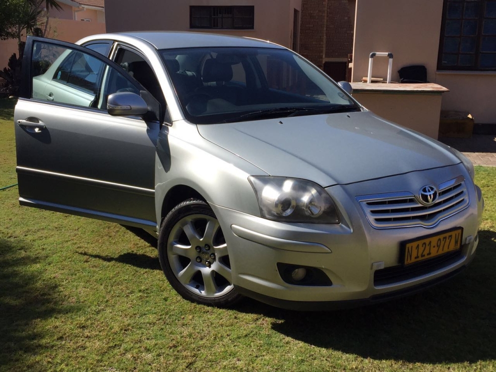Toyota avensis 2007 года