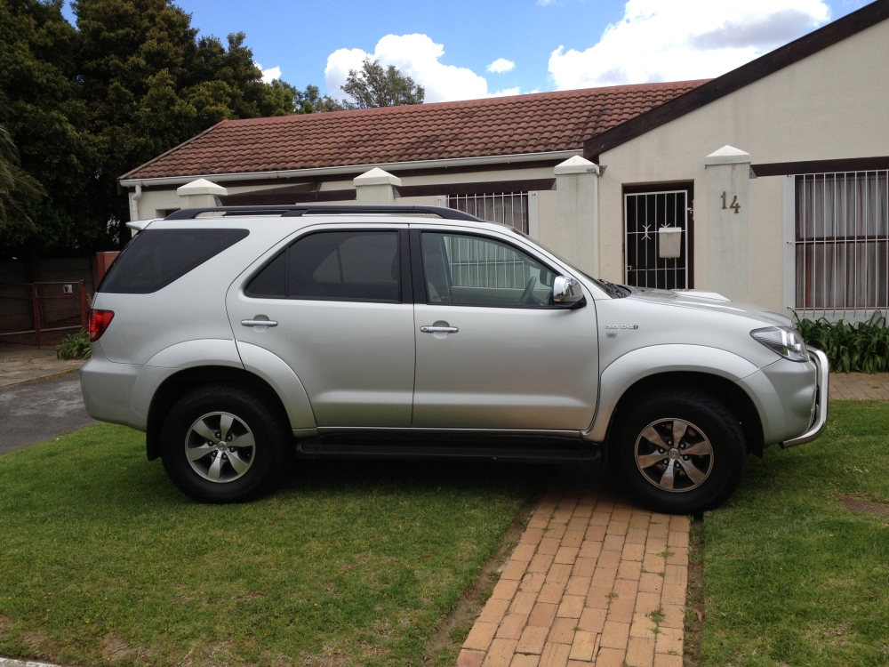 Toyota fortuner 2007