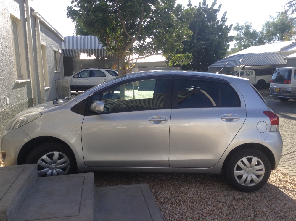 Toyota vitz 2010 года