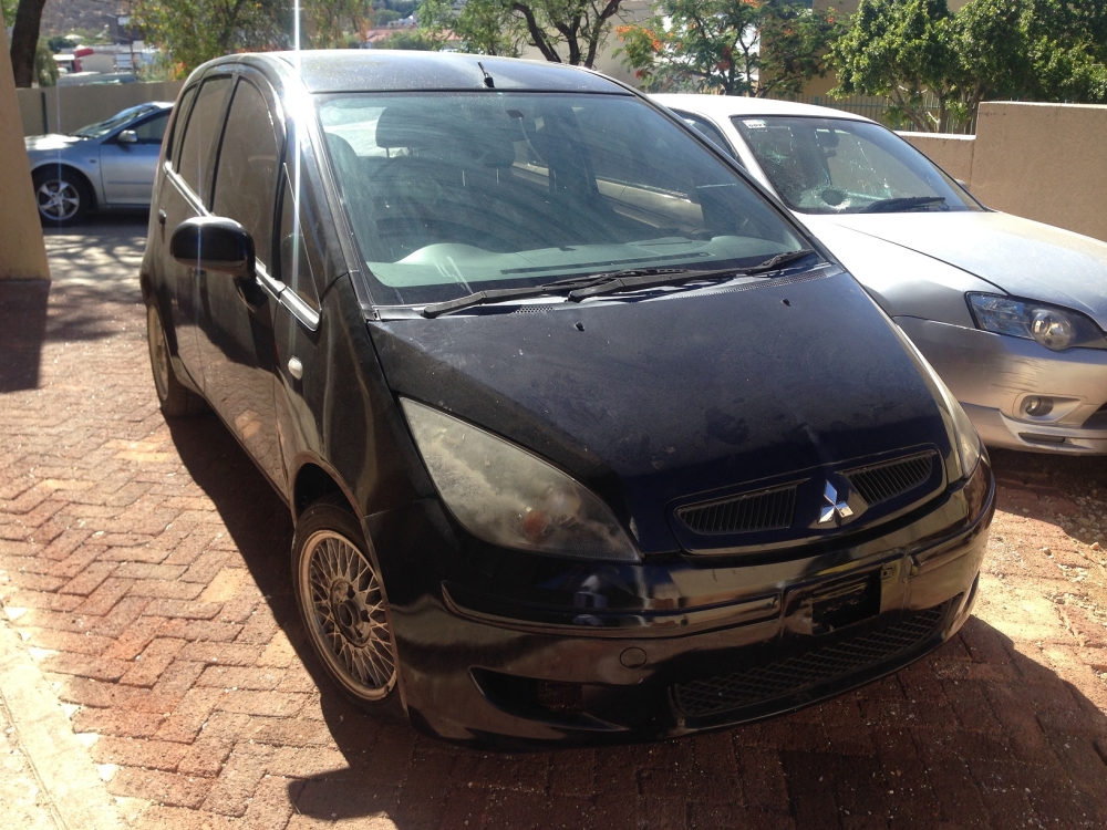 Mitsubishi colt 2006 год