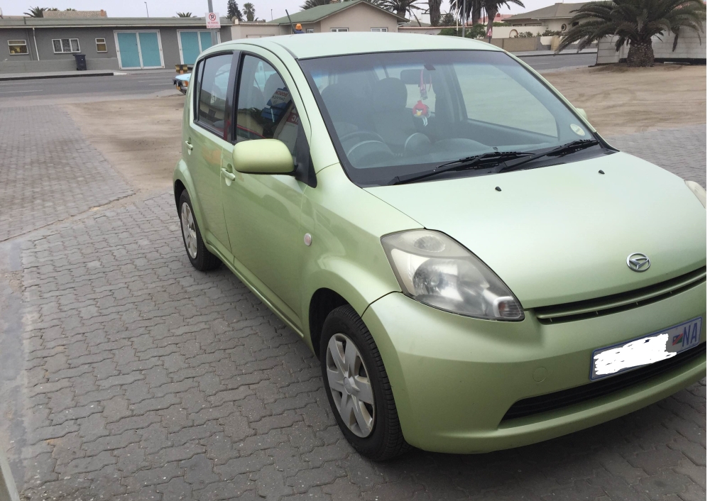 Daihatsu sirion 2005