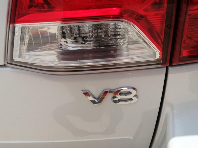 2012 TOYOTA  Landcruiser 200 V8 - SUV